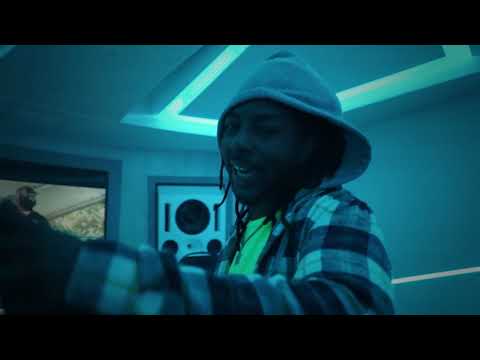 Strap da fool - Who Ridin (In studio performance)