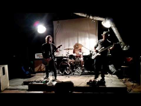 Migréna - Migréna - Hořící ručníky (Bajkazyl, Brno)