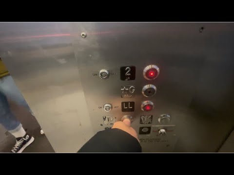 (R) Busy KONE/MCE Scenic Hydraulic Elevator#PE2 @ The Gallery At Westbury - Westbury, NY