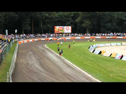 Bieg 2: Upadek Mateusza Lampkowskiego i Andrieja Kurdriaszowa