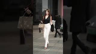 beautiful girl street fashion outfits style #tiktok #chinesefashion #mejoresstreetfashion #shorts