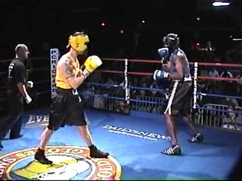 John Gonzalez 2nd bout golden gloves 09