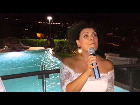 LA SPOSA CANTA "TU SI NA COSA GRANDE" - PLAZA VASTO - ANIMAZIONE MATRIMONIO FRANCESCO BARATTUCCI