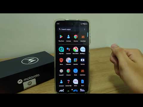 How to enable or disable color inversion on the Moto G50