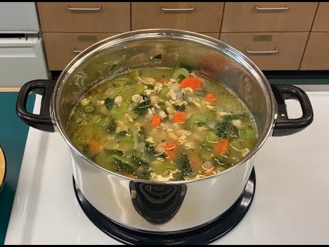 Perfect for Fall- Ground Turkey & Kale Soup