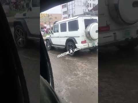 washere keep bumping on the street of Lagos @mazitundeednut @yabaleftonline #fypシ #fyp #fy