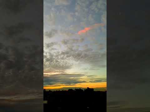 Cae el sol...  Desde mi torre. Quilmes,  Buenos Aires.  Argentina.