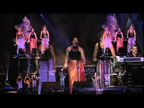 Dave Matthews Band - Live at Folsom Field - The Space Between