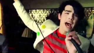 Jonas Brothers - Hold On (Official Music Video)