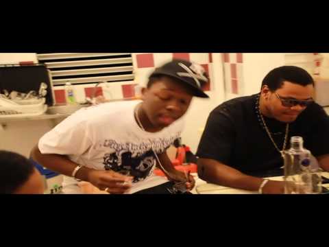 Skyweed feat Lil My & Skyra Blaze - Over You