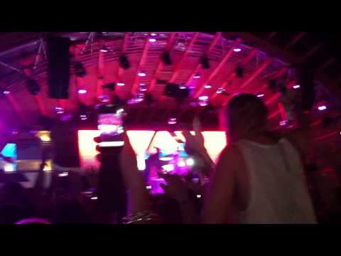 Tiesto and P.Diddy - Coming Home @ Ushuaia, Ibiza 3.08.11