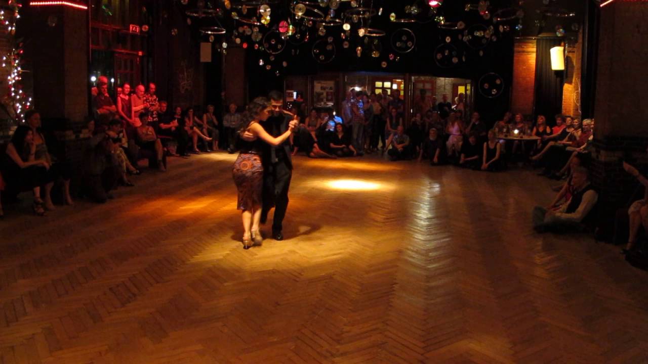 Bruno Tombari y Rocío Lequio La melodia del corazon, Edgardo Donato