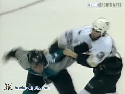 Tom Kostopoulos vs Mark Smith Feb 27, 2004