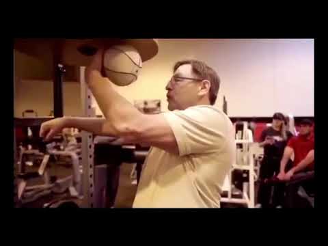 Alan Kahn, author of “The Speed Bag Bible,” creating polyrhythms at the gym.