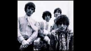 LUCY LEAVE   SYD BARRETT