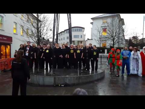 Tunbridge Wells Rock Choir - Don't stop me now
