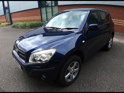 Toyota Rav4 XT4 2.0 Petrol Automatic 2006, walk around, review and drive. Daily2Classics Episode 1