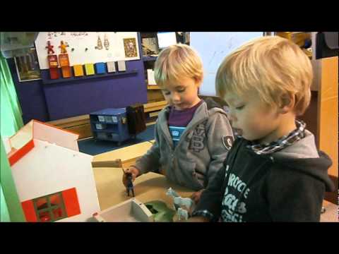 Boone Yves - KABOUTERS - De kabouters en vrij spelmoment in de klas van Meester Yves