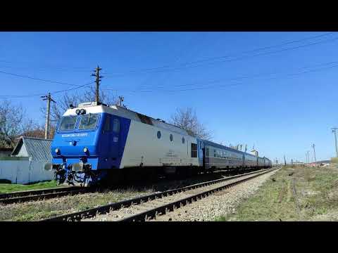 IR 1662 Iasi -Bucuresti Nord ,trece in viteză prin statia Ciurea
