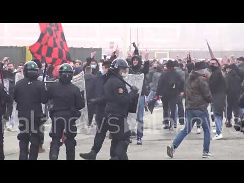 Milano, tensione a San Siro prima del derby: tifoserie quasi a contatto