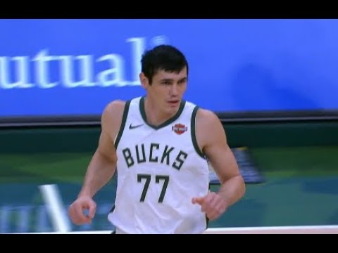 Ersan Ilyasova Highlights vs Kings RS19G9 - 15 Pts (04.11.18)