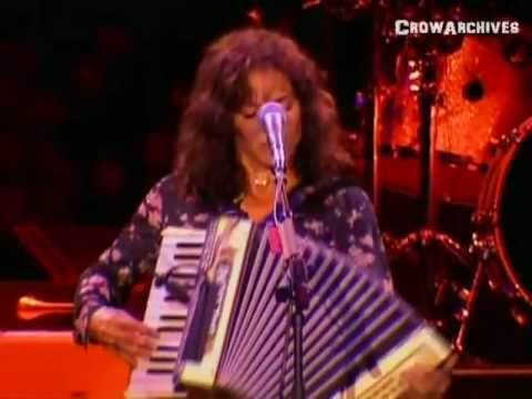 Sheryl Crow - "Strong Enough" (with accordion) @ 1997 Lilith Fair