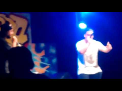 Graffi kinky(Graffi k ,audax micro abierto fontana )