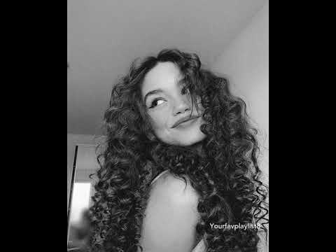 Giga Papaskiri feat. Mery Mamulashvili - Hey