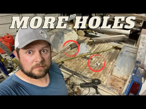 Thumbnail for Early Bronco Restoration l Messing with the Bed... Needs a lot of Work!! by video, WiLL, vide, Ford Bronco