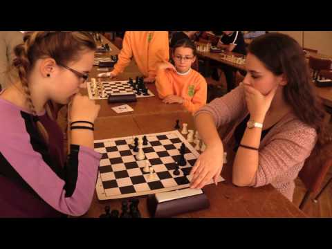 študentky 7.1-   Mária Lazorová   -  Zuzana Tomčíková  0:1