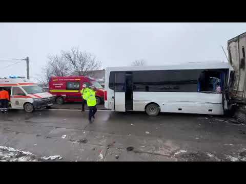 Accident grav, comuna Cleja, Bacău, DN 2 - E 95, 7 feb. 2023