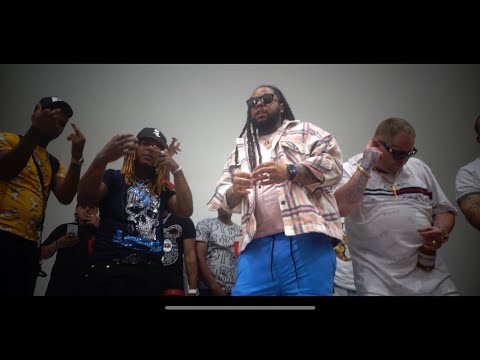 9ine x King Louie - Peekaboo Remix ( Official Video ) Shot by MulaShotIt. Prod. RioOnTheBeatYeaYea