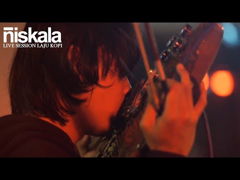 Niskala - Crimson Autumn (Live Session with LAJU KOPI)