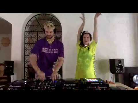 day021 2020 04 02 - SOFI TUKKER