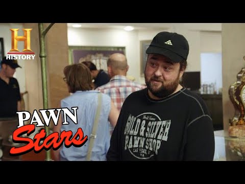 Pawn Stars: CHUM SEALS THE DEAL ON ANTIQUE TRAIN SEATS (Season 16) | History
