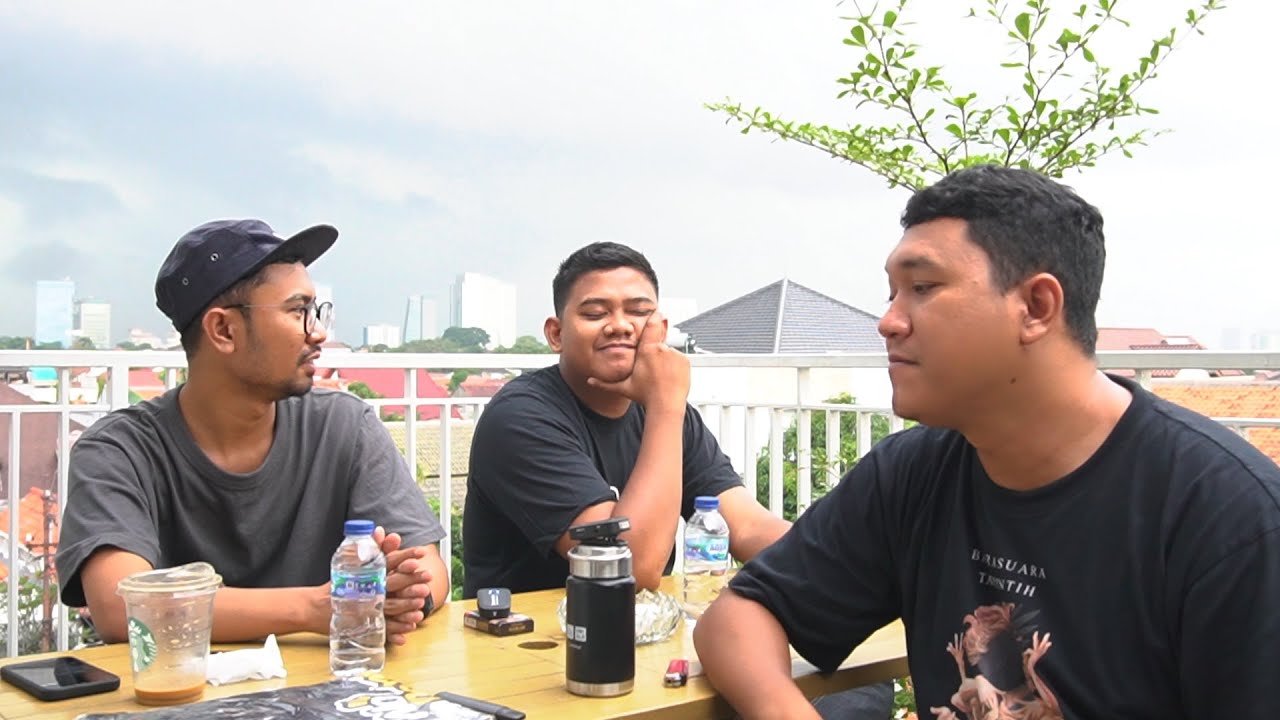 NGOMONG-NGOMONG SOAL STAND UP COMEDY