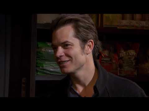 Timothy Olyphant explains learning lines and the excitement of theater