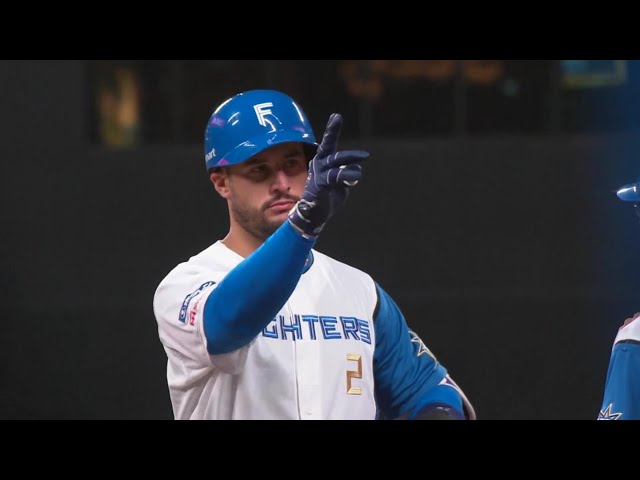 【3回裏】勝負強い打撃!! ファイターズ・マルティネス センターへのタイムリーヒット!!  2023年8月17日 北海道日本ハムファイターズ 対 千葉ロッテマリーンズ