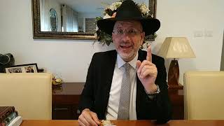 Pirke Avot celui qui honore la thora sera honoré des hommes pour la réussite de Mordekhai Meslati