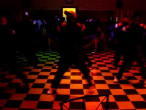 IRMANDADE HIP HOP NA FESTA DA CIA DA DANÇA