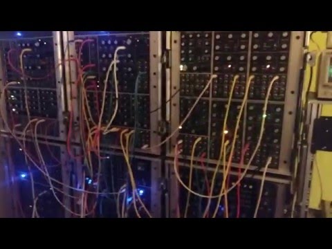 Noston Happy Knobbing at home