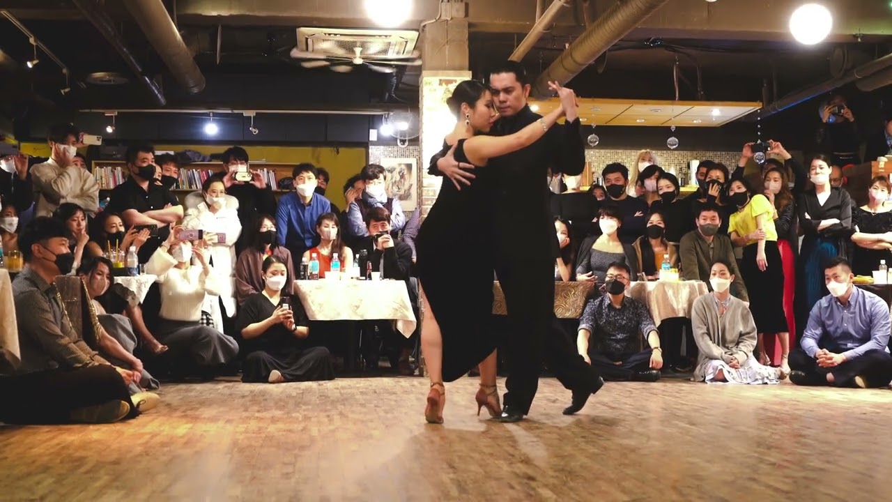 Milonga Luminoso (2023/01/19) Ferrol Metthew y Eva Youn #1