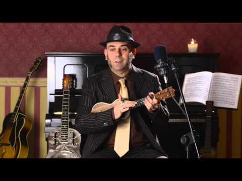 UKULELE ACADEMY: LEZIONI DI UKULELE PER TUTTI - LEZIONE 2 - IMPOSTAZIONE IN PIEDI