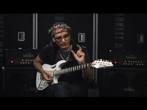 Steve Vai - "Jibboom Lesson" - Steve Vai Guitar Techniques Berklee Music Online Course