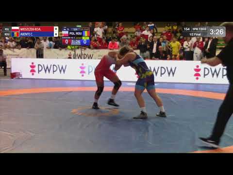 1/2 WW - 72 kg: A. WIESZCZEK-KO (POL) v. C. AXENTE (ROU)