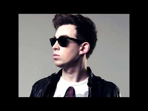 Steve Angello vs Dohr & Mangold - YEAH Avalon (Hardwell SmashUp) [Hardwell on air RIP]