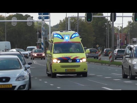 [Nieuwe Grill LED's] Dagcompilatie 29-08-2014, Ambulances met spoed in Leeuwarden