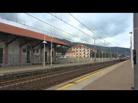E656-082 EXP 14006 Reggio Calabria C.Le-Ventimiglia in transito a Lavagna