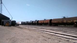 preview picture of video 'Rogers, TX and a southbound BNSF manifest - 7.7.2014'