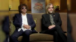 Jeff Lynne and Tom Petty On The Traveling Wilburys Collection (2CD/DVD)
